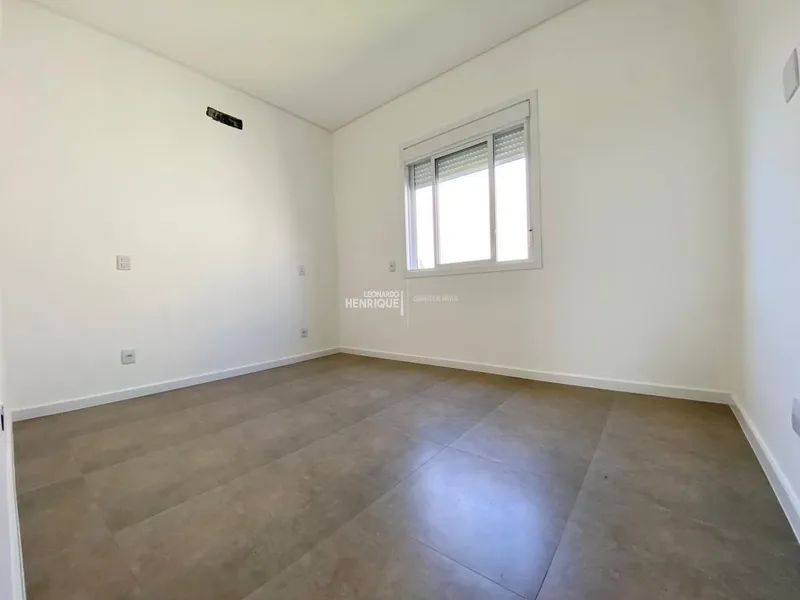 LINDA CASA NOVA: 13ª foto da galeria de imagens do imóvel