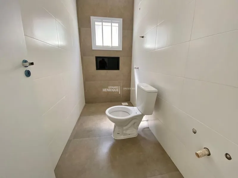 LINDA CASA NOVA: 16ª foto da galeria de imagens do imóvel