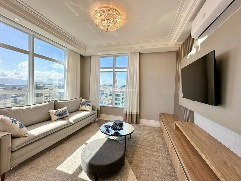 APARTAMENTO ESTILO NEOCLÁSSICO À VENDA: 4ª foto da galeria de imagens do imóvel