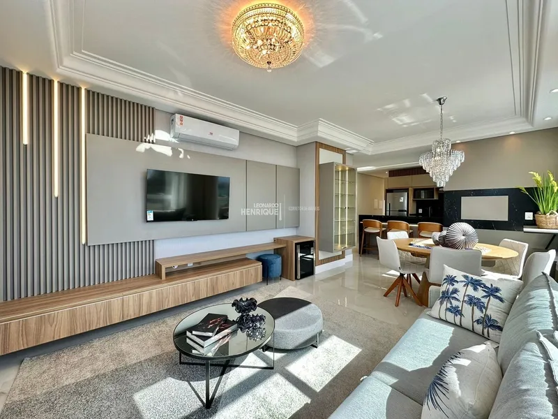 APARTAMENTO ESTILO NEOCLÁSSICO À VENDA: 2ª foto da galeria de imagens do imóvel