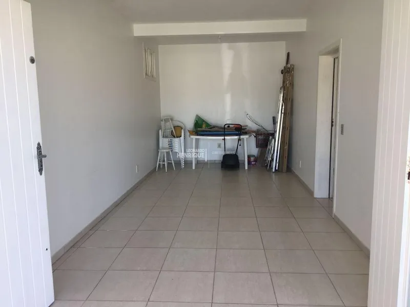 Uma quadra do mar!!: 9ª foto da galeria de imagens do imóvel