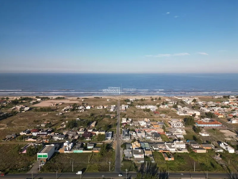 *SOBRADO NOVO JARDIM BEIRA MAR! *: 1ª foto da galeria de imagens do imóvel