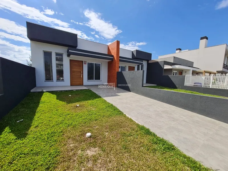 LINDA CASA DE DOIS DORMITÓRIOS PRÓXIMO AO MAR: 12ª foto da galeria de imagens do imóvel