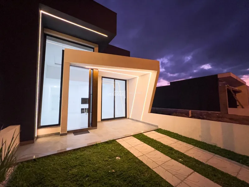 COM COM FACHADA MODERNA NO BAIRRO NOVA GUARANI: 1ª foto da galeria de imagens do imóvel