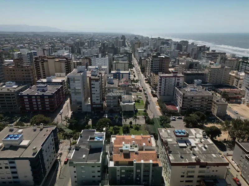 COBERTURA DE FRENTE PARA PRAÇA FLÁVIO BOIANOVSKI: 6ª foto da galeria de imagens do imóvel
