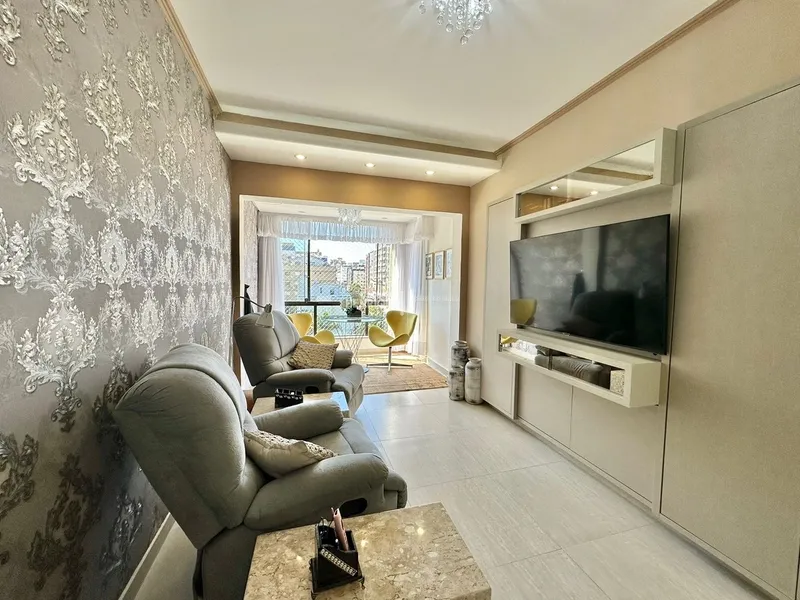 COBERTURA DE FRENTE PARA PRAÇA FLÁVIO BOIANOVSKI: 23ª foto da galeria de imagens do imóvel