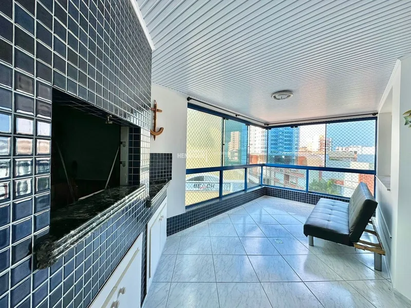 APARTAMENTO À VENDA COM SACADA DE FRENTE: 2ª foto da galeria de imagens do imóvel