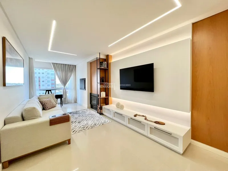 LINDÍSSIMO APARTAMENTOCOM VISTA PARA O MAR: 2ª foto da galeria de imagens do imóvel