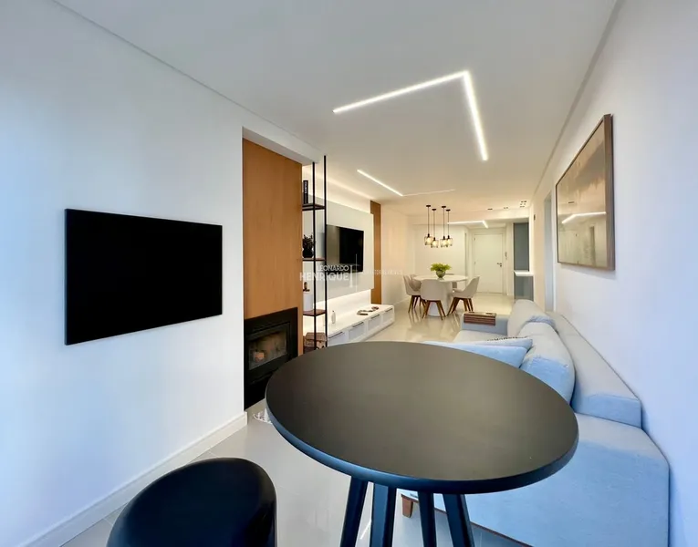 LINDÍSSIMO APARTAMENTOCOM VISTA PARA O MAR: 3ª foto da galeria de imagens do imóvel