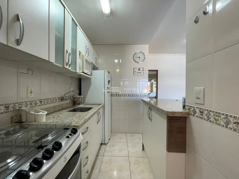 APARTAMENTO COM 02 DORMITÓRIOS  PRÓXIMO AO MAR: 4ª foto da galeria de imagens do imóvel