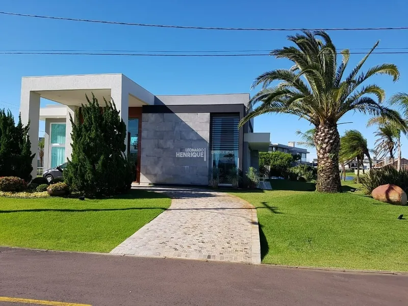 Casa no condomínio Enseada: 3ª foto da galeria de imagens do imóvel