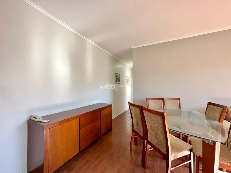 APARTAMENTO COM SACADA DE FRENTE JUNTO AO MAR E PRAÇA: 13ª foto da galeria de imagens do imóvel