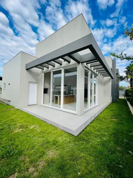 CASA EM CONDOMINIO RISORT DUBAI: 4ª foto da galeria de imagens do imóvel