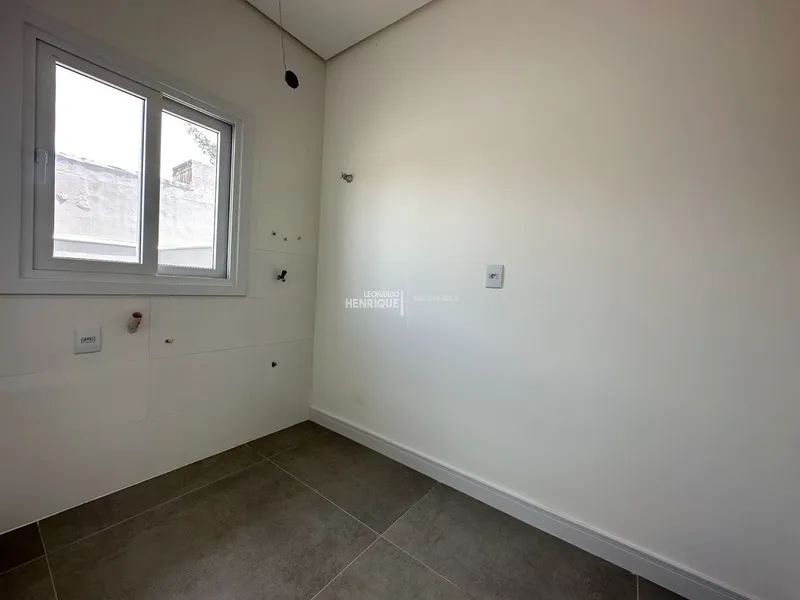 SOBRADO A 03 QUADRAS DO MAR  E PRÓXIMO AO CENTRO: 18ª foto da galeria de imagens do imóvel