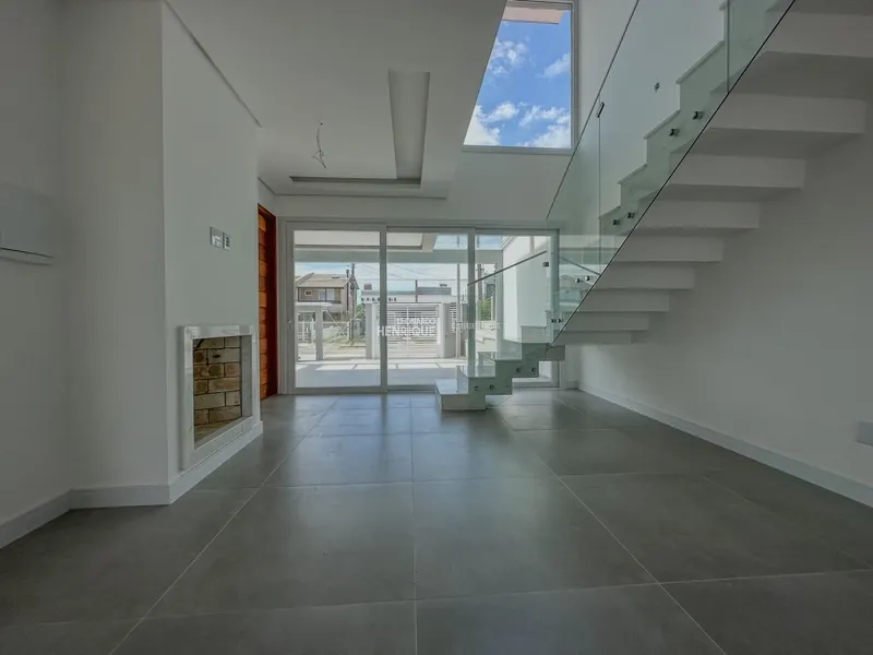 SOBRADO A 03 QUADRAS DO MAR  E PRÓXIMO AO CENTRO: 2ª foto da galeria de imagens do imóvel