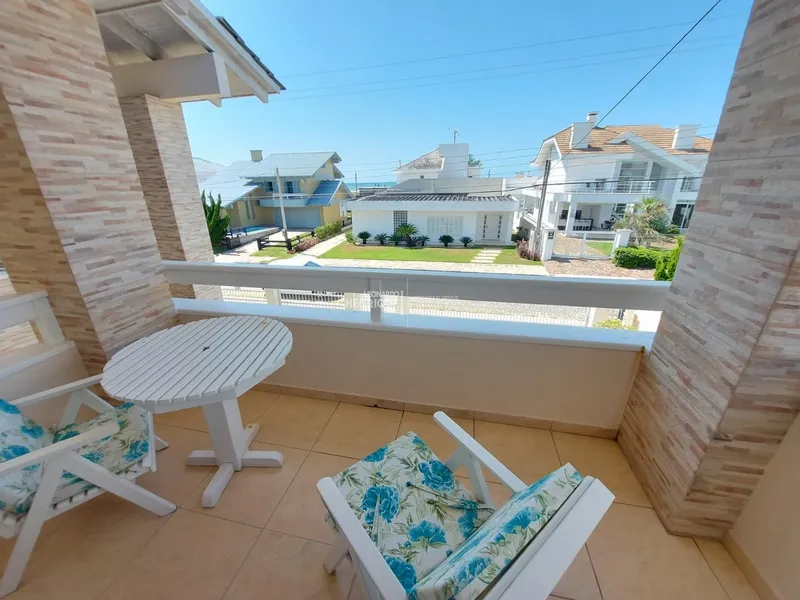 Lindo sobrado a uma quadra do mar em região nobre de Atlântida.: 25ª foto da galeria de imagens do imóvel