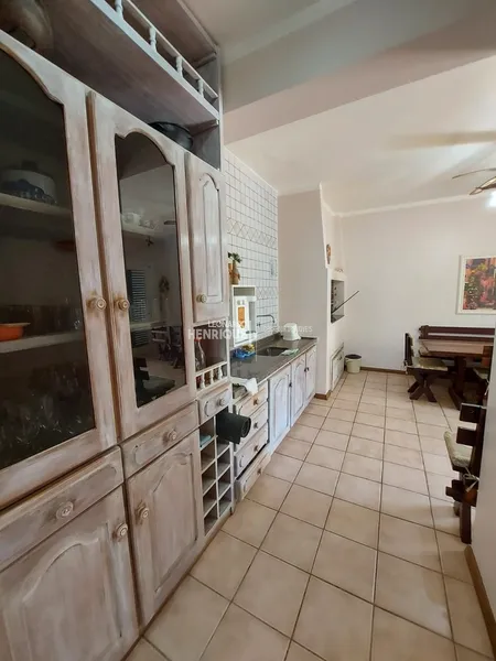 Lindo sobrado a uma quadra do mar em região nobre de Atlântida.: 10ª foto da galeria de imagens do imóvel