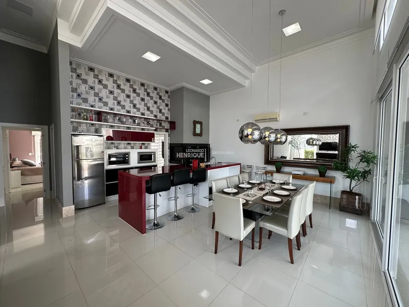 EXCELENTE CASA EM CONDOMÍNIO FECHADO: 4ª foto da galeria de imagens do imóvel