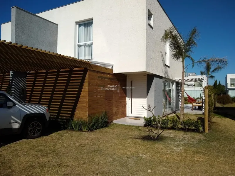 Excelente sobrado com 3 suites: 1ª foto da galeria de imagens do imóvel