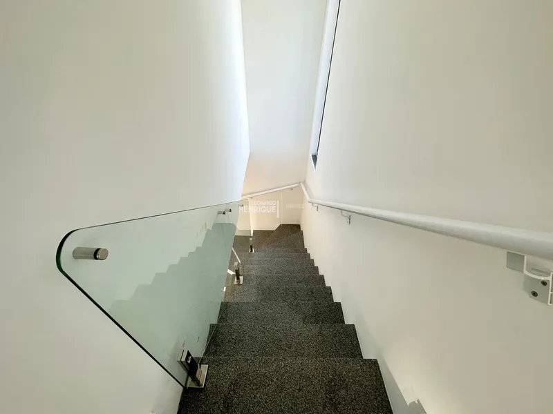 SOBRADO À VENDA  JUNTO AO MAR: 20ª foto da galeria de imagens do imóvel