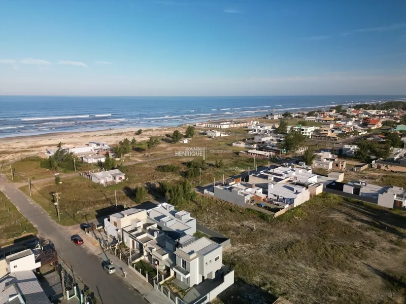 SOBRADO À VENDA  JUNTO AO MAR: 5ª foto da galeria de imagens do imóvel