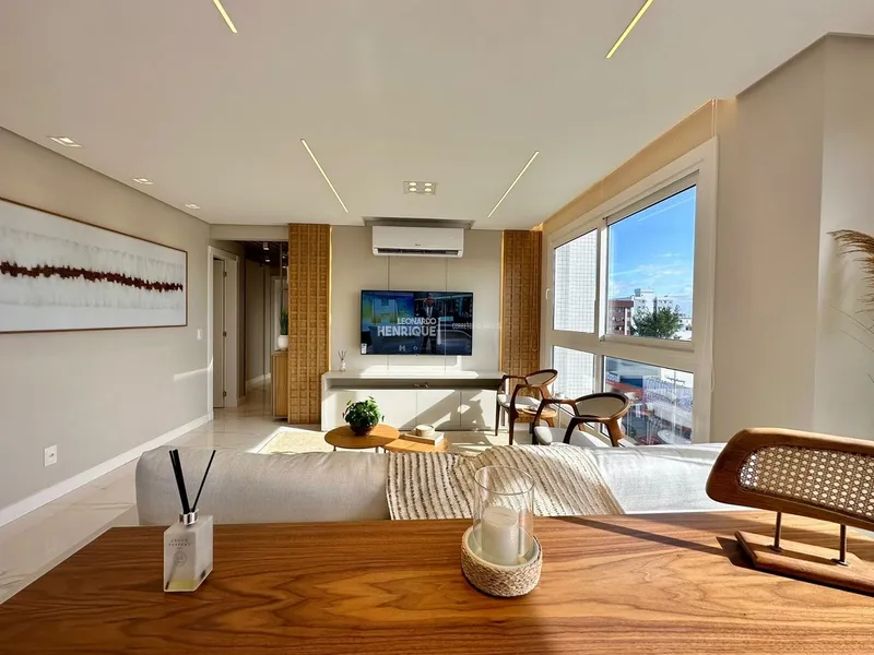 Apartamento 2 suítes Finamente Decorado no Centro de Capão da Canoa !!: 10ª foto da galeria de imagens do imóvel