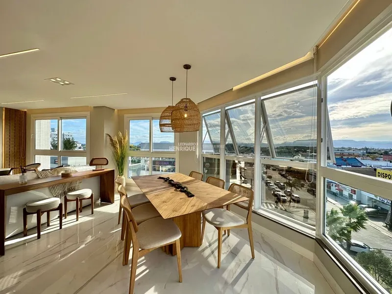 Apartamento 2 suítes Finamente Decorado no Centro de Capão da Canoa !!: 1ª foto da galeria de imagens do imóvel