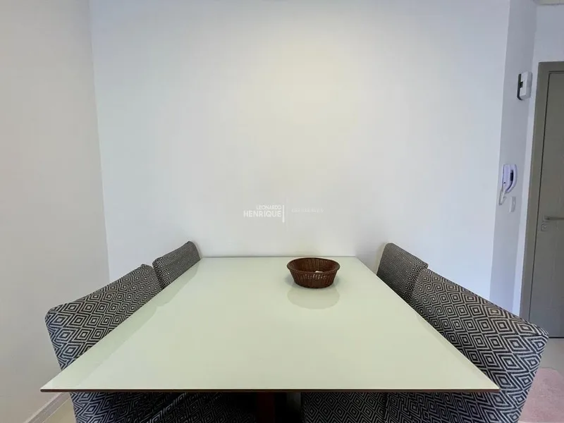 LINDO APARTAMENTO DE DOIS DORMITÓRIOS: 3ª foto da galeria de imagens do imóvel