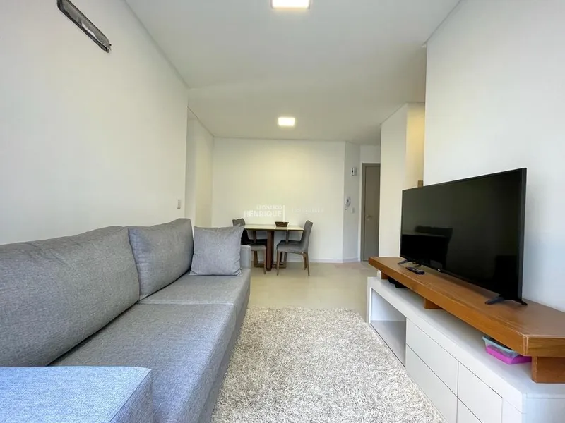 LINDO APARTAMENTO DE DOIS DORMITÓRIOS: 7ª foto da galeria de imagens do imóvel