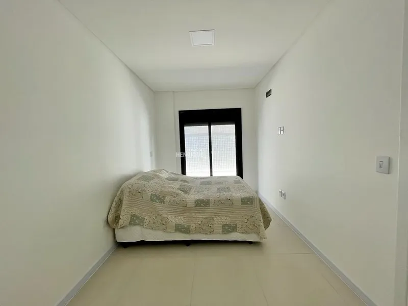 LINDO APARTAMENTO DE DOIS DORMITÓRIOS: 18ª foto da galeria de imagens do imóvel