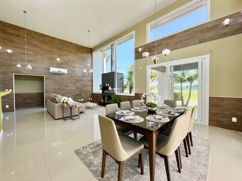 BELÍSSIMA CASA EM CONDOMÍNIO A BEIRA LAGO: 12ª foto da galeria de imagens do imóvel