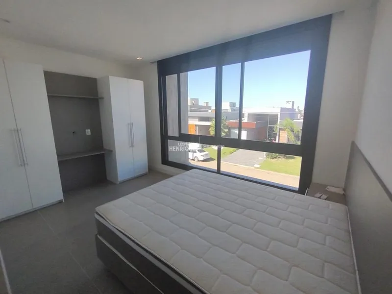 SOBRADO DE ALTO PADRÃO  EM ESTILO CONTEPORÂNEO: 13ª foto da galeria de imagens do imóvel