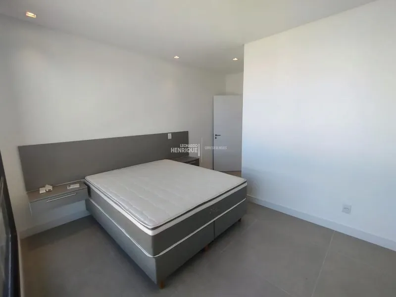 SOBRADO DE ALTO PADRÃO  EM ESTILO CONTEPORÂNEO: 11ª foto da galeria de imagens do imóvel