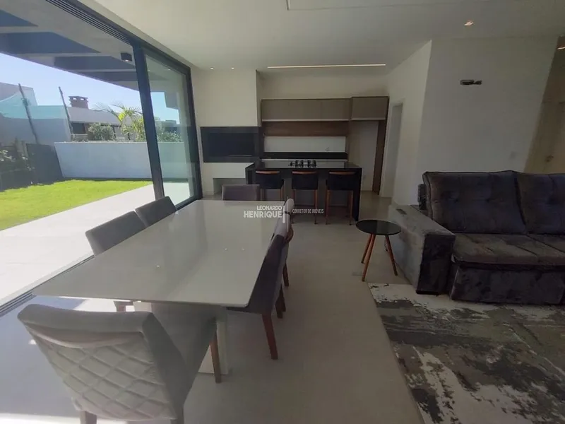SOBRADO DE ALTO PADRÃO  EM ESTILO CONTEPORÂNEO: 9ª foto da galeria de imagens do imóvel