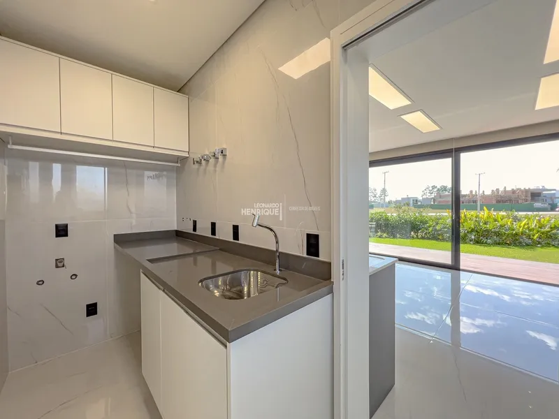 SOBRADO FINAMENTE DECORADO NO CONDOMÍNIO TERRASUL!: 25ª foto da galeria de imagens do imóvel