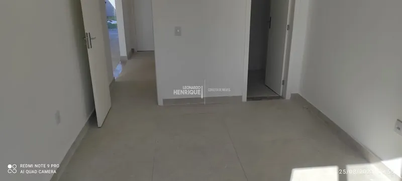 CASA DE DOIS DORMITÓRIOS COM TERRAÇO: 6ª foto da galeria de imagens do imóvel