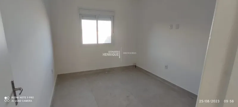 CASA DE DOIS DORMITÓRIOS COM TERRAÇO: 10ª foto da galeria de imagens do imóvel