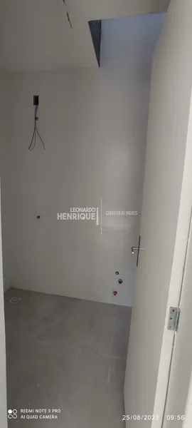 CASA DE DOIS DORMITÓRIOS COM TERRAÇO: 3ª foto da galeria de imagens do imóvel