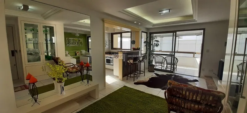 Apartamento 3 dormitórios com 3 vagas de garagem!: 5ª foto da galeria de imagens do imóvel