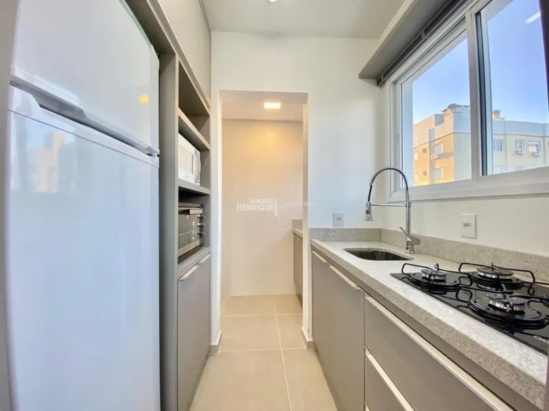 Apartamento 2 dormitórios mobiliado e decorado na Zona Nova: 4ª foto da galeria de imagens do imóvel