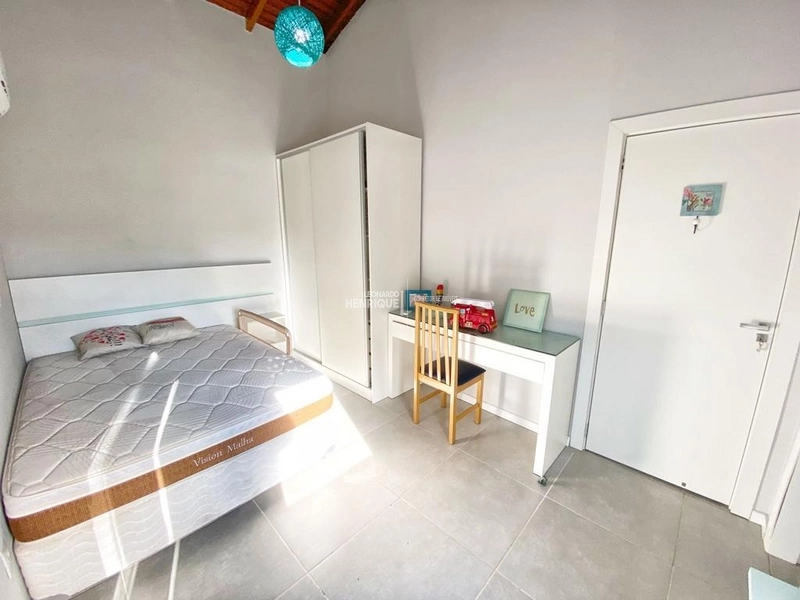 Casa no centro de Xangri-lá: 14ª foto da galeria de imagens do imóvel