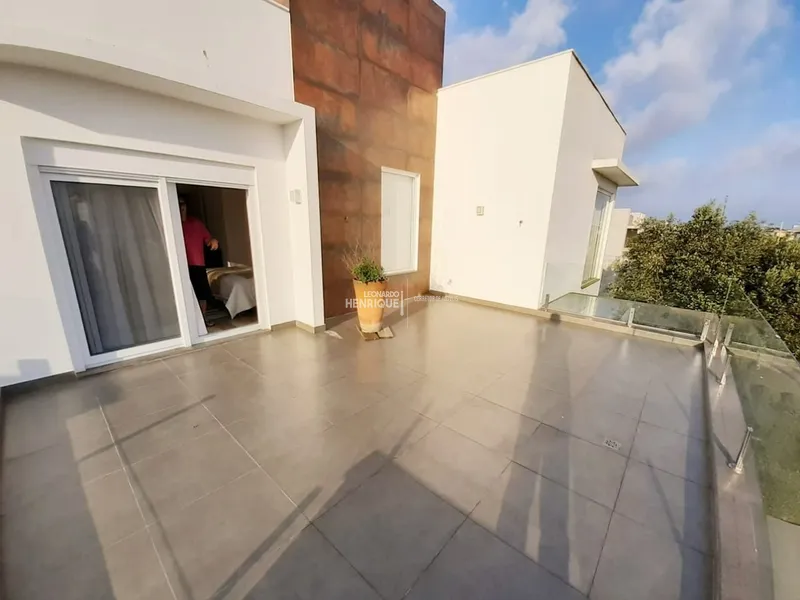 Sobrado mobiliado e decorado com piscina privativa: 33ª foto da galeria de imagens do imóvel