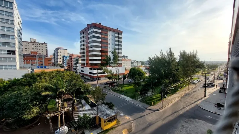 lindo apartamento de frente pra praça!: 3ª foto da galeria de imagens do imóvel