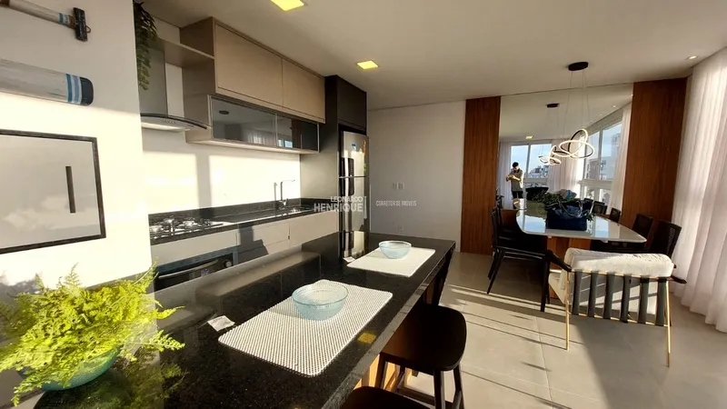 Apartamento de 3 suítes novo mobiliado e decorado na navegantes: 11ª foto da galeria de imagens do imóvel