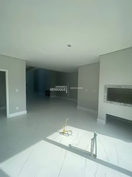 Sobrado luxuoso com 4 suítes: 12ª foto da galeria de imagens do imóvel