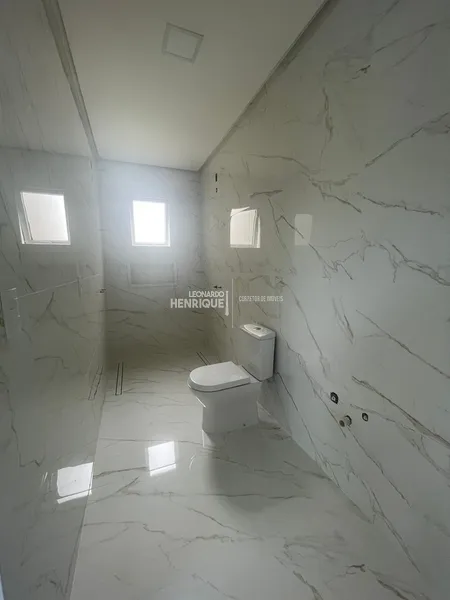 Sobrado luxuoso com 4 suítes: 18ª foto da galeria de imagens do imóvel