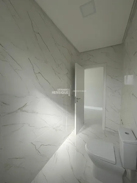 Sobrado luxuoso com 4 suítes: 27ª foto da galeria de imagens do imóvel