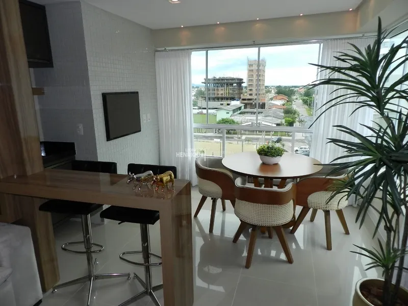 Excelente apartamento no Enzo, de frente para a praça!: 5ª foto da galeria de imagens do imóvel