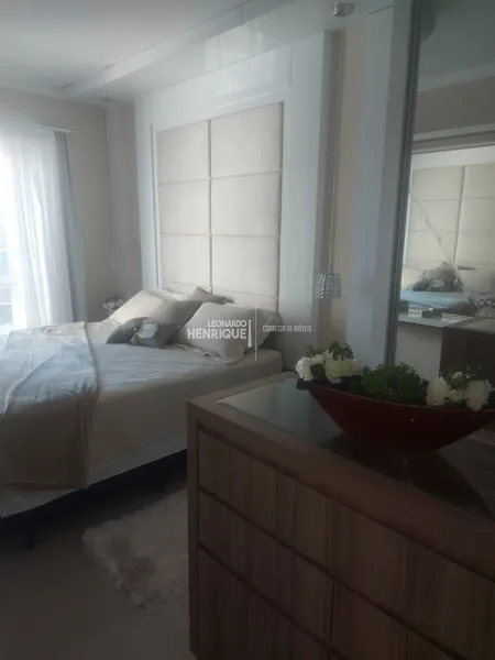 Excelente apartamento no Enzo, de frente para a praça!: 15ª foto da galeria de imagens do imóvel