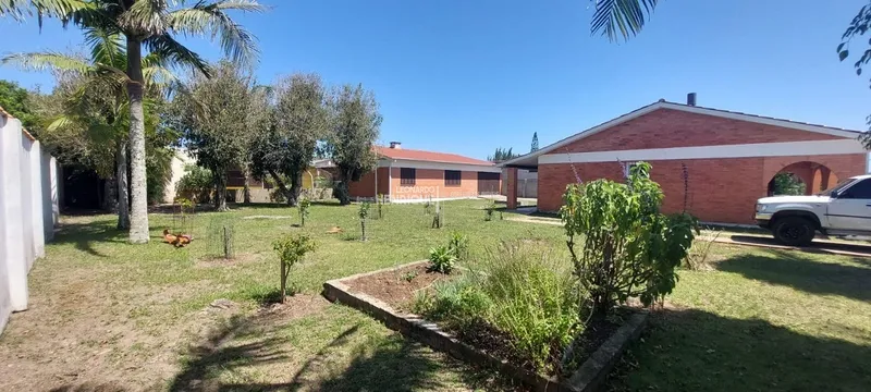 CASA COM TRÊS DORMITÓRIOS: 13ª foto da galeria de imagens do imóvel